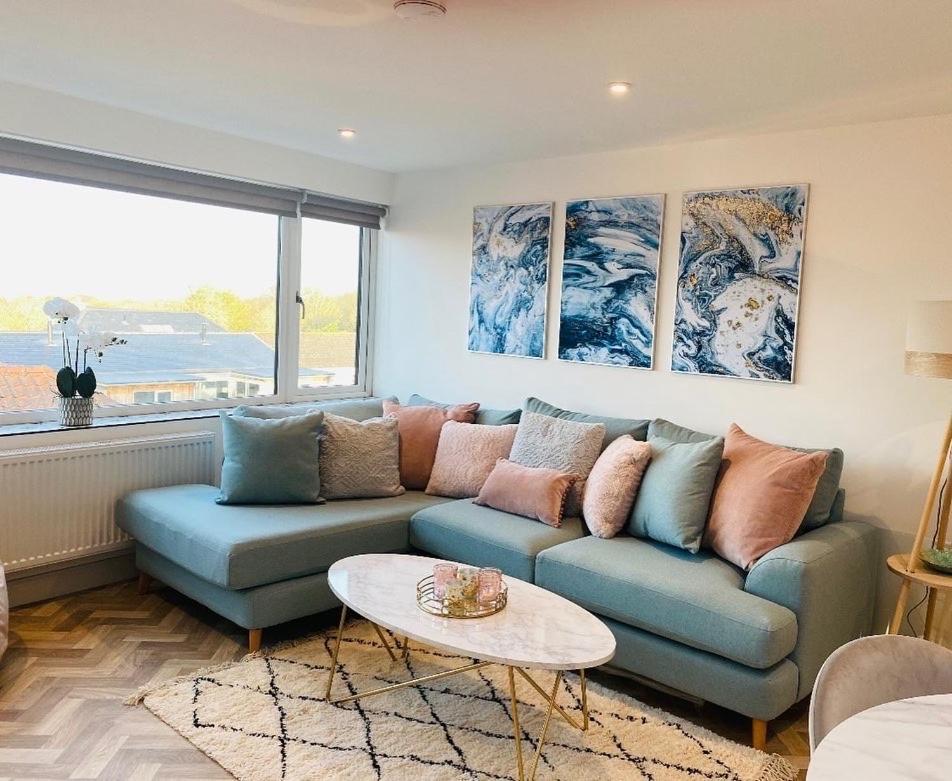 Lees Lookout Holt ,2 Bedroom Luxury Apartment With Private Parking Kültér fotó