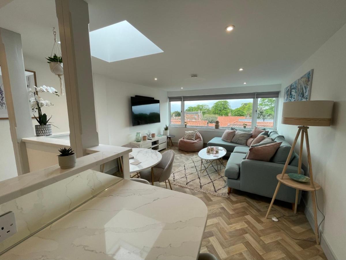 Lees Lookout Holt ,2 Bedroom Luxury Apartment With Private Parking Kültér fotó
